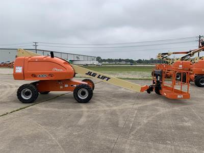 JLG 400S Telescopic Boom Lift