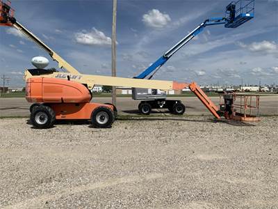JLG 660SJ Telescopic Boom Lift