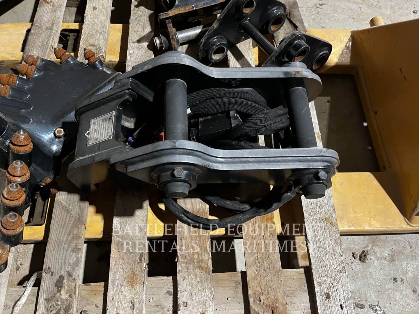 Caterpillar HYD. DUALLOCK COUPLER Coupler For Sale Laval, QC, Canada