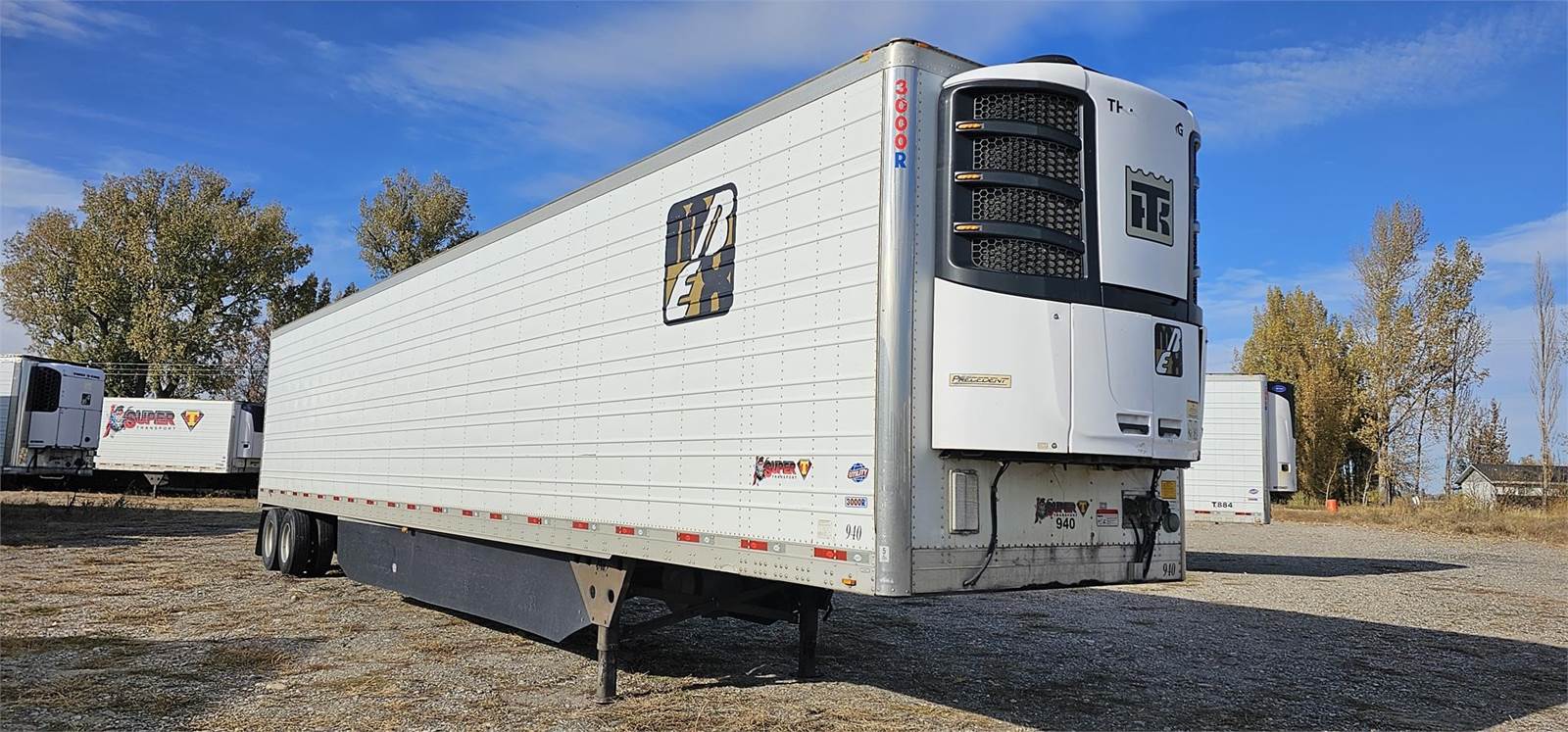 2016 UTILITY 53 ft Reefer Trailer Sliding Axle, Swing Door, Thermo