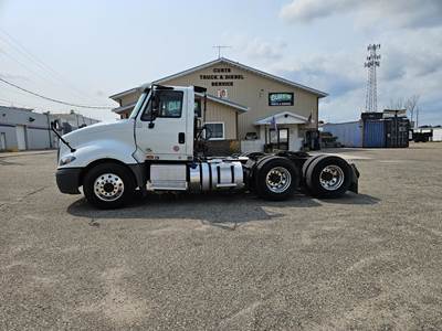 International ProStar Day Cab Truck - Cummins 450HP, 13 Speed Ultrashift Amt