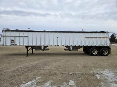 Merritt 42x96 Aluminum Hopper / Grain Trailer - Air Ride, Fixed Axle