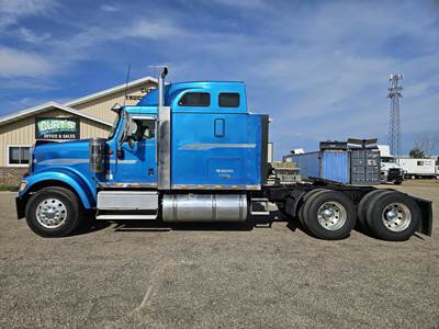 International 9900 Sleeper Semi Truck - 72" Raised Roof Sleeper, Cummins 525HP, 13 Speed Manual