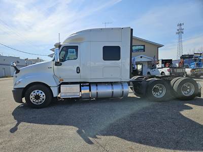 International LT Sleeper Semi Truck - 72" Raised Roof Sleeper, Cummins 450HP, 13 Speed Ultrashift Plus Amt