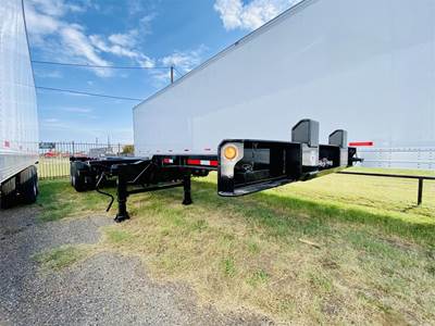ONLY 40 UNITS for IMMEDIATE DELIVERY De Lucio USA 40/20 EXTENDABLE 2023 CHASSIS Container Chassis w/drop axle