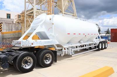 De Lucio USA 44x102 Tri Axle Mild Steel Dry Bulk / Pneumatic Tank Trailer - Air Ride, Fixed Axle