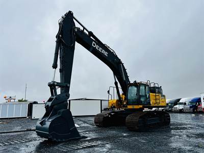 John Deere 470G LC Excavator