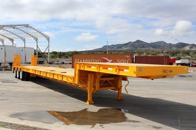De Lucio USA 48x102 Tri Axle Steel Flatbed Trailer - Air Ride, Fixed Axle