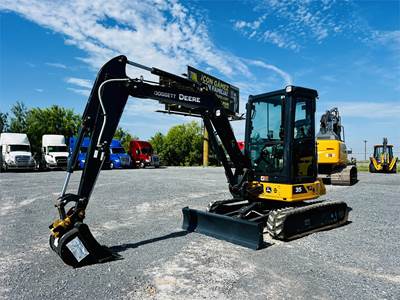 John Deere 35 P-TIER Mini Excavator