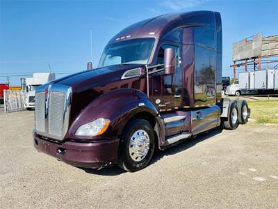 Kenworth T680 Sleeper Semi Truck - 72" Raised Roof Sleeper, Paccar 455HP, 10 Speed Manual