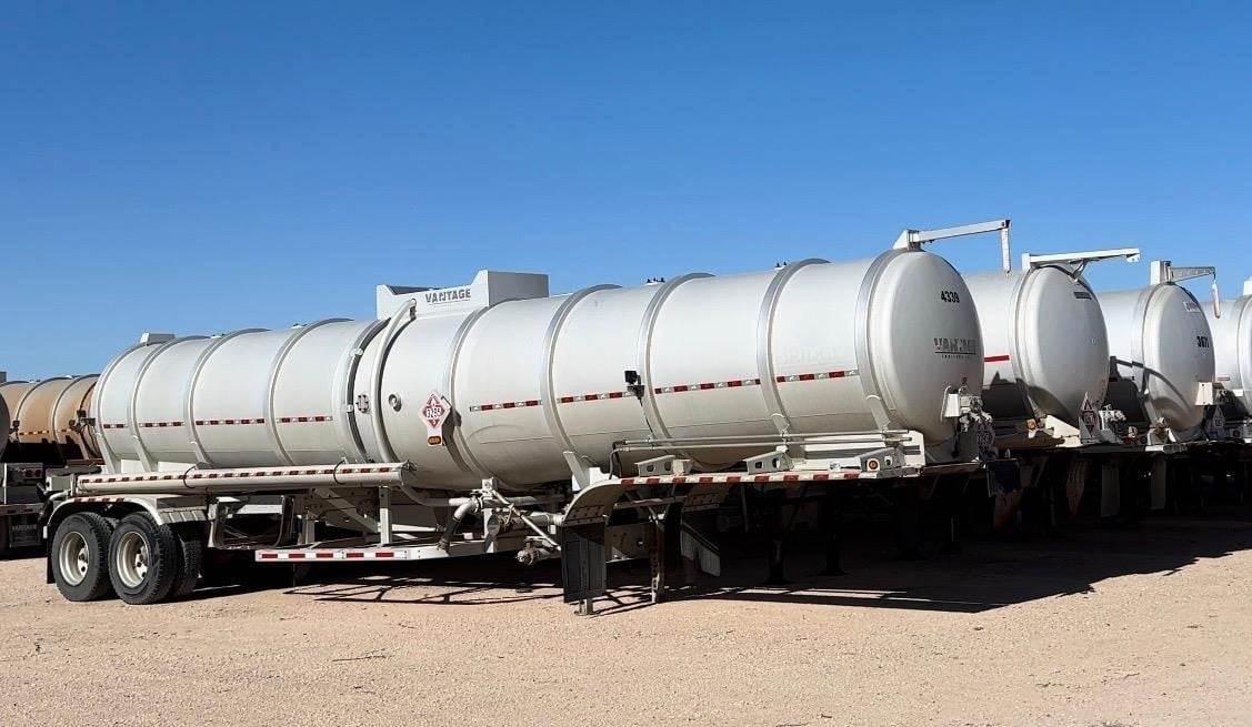 2013 Dragon Tandem Axle Aluminum Crude Oil Tank Trailer Air Ride