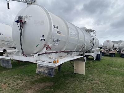Polar Tandem Axle Aluminum Crude Oil Tank Trailer - Air Ride, Fixed Axle