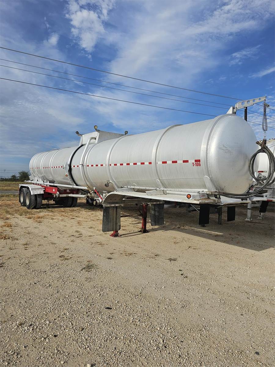 2015 Troxell 44ft Tandem Axle Aluminum Crude Oil Tank Trailer Air
