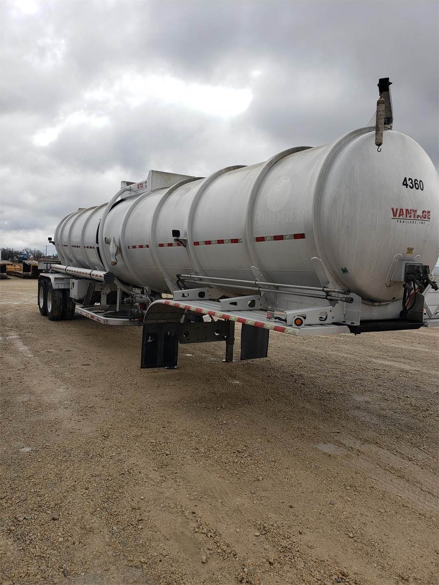 2015 Vantage Tandem Axle Aluminum Crude Oil Tank Trailer Air Ride, Fixed Axle For Sale Clyde