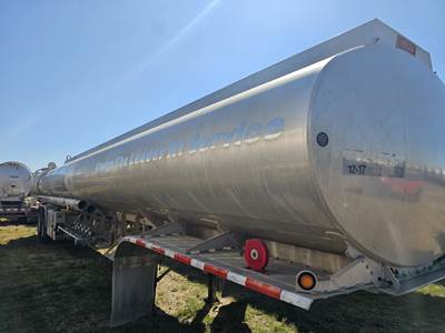 Heil Tandem Axle Aluminum Fuel Tanker Trailer - Air Ride, Fixed Axle