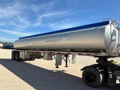 Heil Tandem Axle Aluminum Fuel Tanker Trailer - 4 Bag Air Ride, Fixed Axle