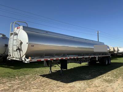 Heil Tandem Axle Aluminum Fuel Tanker Trailer - Air Ride, Fixed Axle