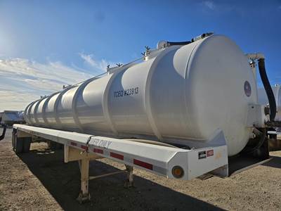 Dragon Tandem Axle Mild Steel Vacuum Tank Trailer - Spring, Fixed Axle