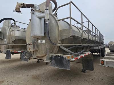 Dragon Tandem Axle Aluminum Vacuum Tank Trailer - Air Ride, Fixed Axle