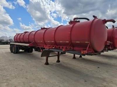 GAYLEAN Tandem Axle Mild Steel Vacuum Tank Trailer - Air Ride, Fixed Axle