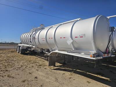 Polar Tandem Axle Aluminum Water Tank Trailer - Air Ride, Fixed Axle