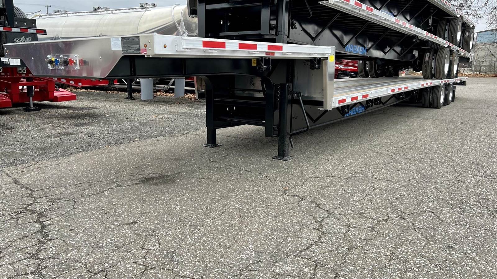 2023 Transcraft DEAGLE II 53x102 Combination Drop Deck Trailer Air