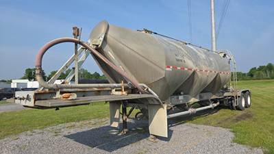 Fruehauf CEMENT TANK - 1000CU.FT. Dry Bulk / Pneumatic Tank Trailer