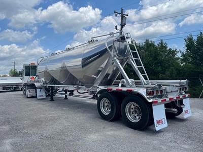 Heil SUPER JET 1040 Dry Bulk / Pneumatic Tank Trailer