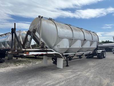 Polar 1660 CU FT 44x96 Tandem Axle Aluminum Dry Bulk / Pneumatic Tank Trailer - Spring, Fixed Axle