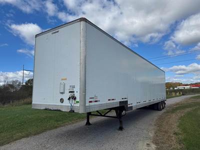 Manac 48 ft Dry Van Trailer - Swing Door, Spring, Fixed Axle