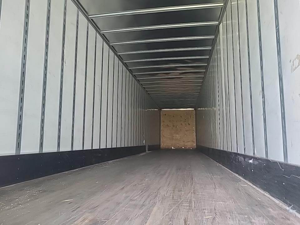 2021 Vanguard MaxCube 53 ft Dry Van Trailer Swing Door, Air Ride