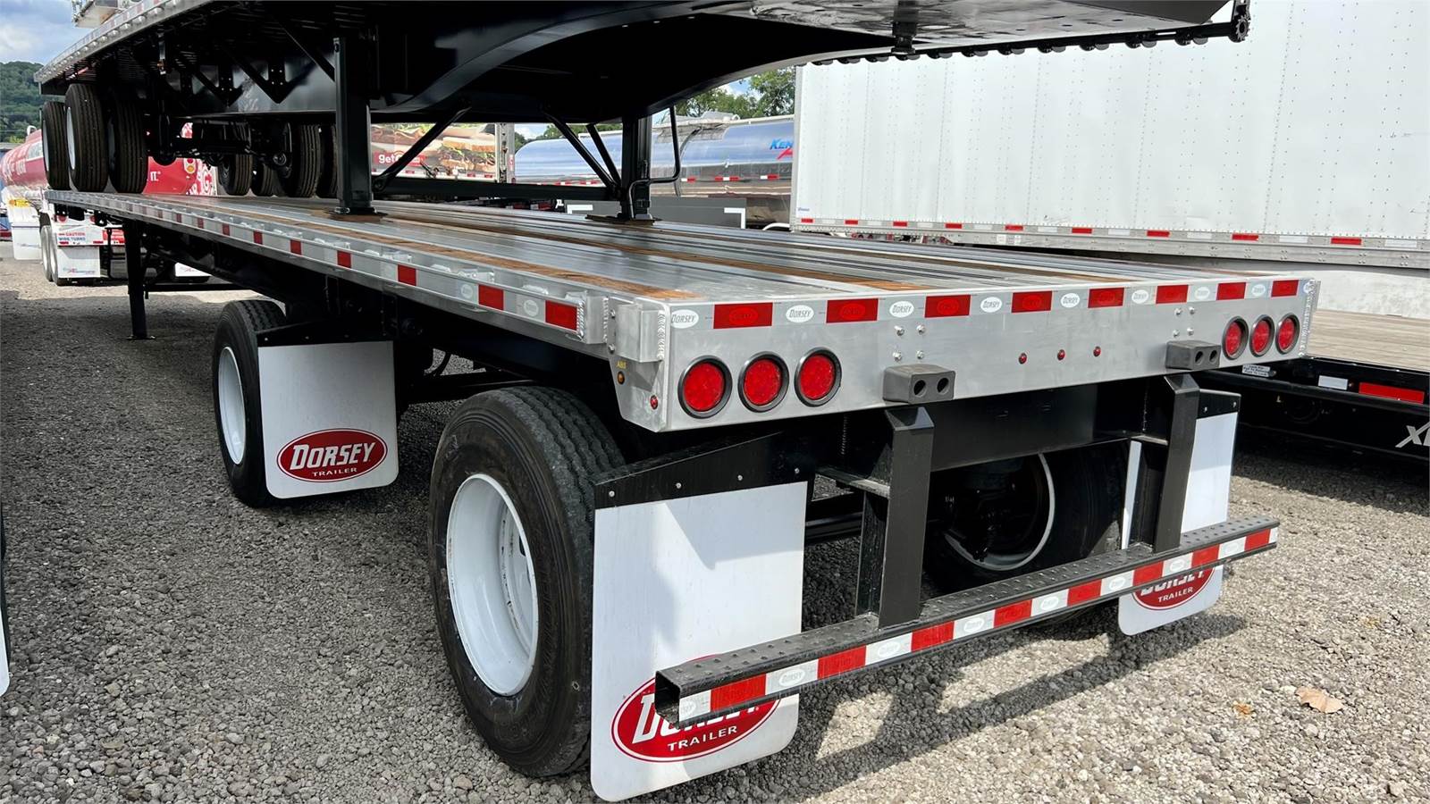 2023 Dorsey 48x102 Combination Flatbed Trailer Air Ride, Fixed Spread