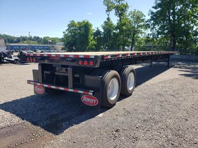 Dorsey 53x102 Steel Flatbed Trailer - Air Ride, Sliding Axle
