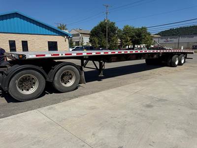 Fontaine Infinity 53x102 Combination Flatbed Trailer - Air Ride, Sliding Spread Axle