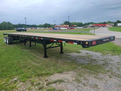 Fruehauf SPRING SLIDER Flatbed Trailer