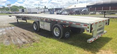 MAC Road Warrior 53x102 Aluminum Flatbed Trailer - Air Ride, Fixed Spread Axle