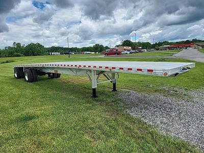 Reitnouer Big Bubba 48x102 Aluminum Flatbed Trailer - Air Ride, Fixed Spread Axle