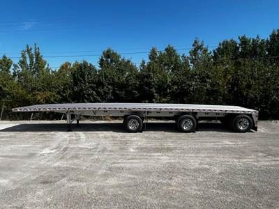 Reitnouer Bigger Bubba 48x102 Tri Axle Aluminum Flatbed Trailer - Air Ride, Fixed Spread Axle