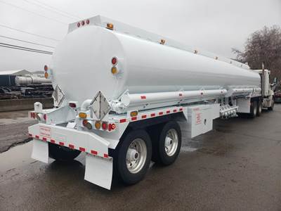 Heil 9200 GALLON TROUGH BOTTOM PETRO TANK Fuel Tanker Trailer