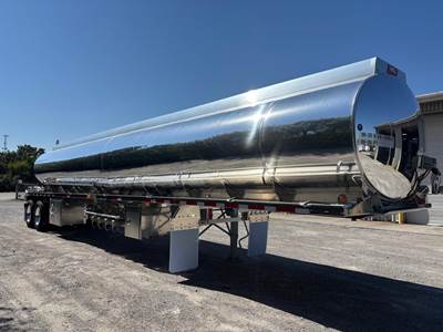 Heil 9500C4-DT PETRO DBH Fuel Tanker Trailer