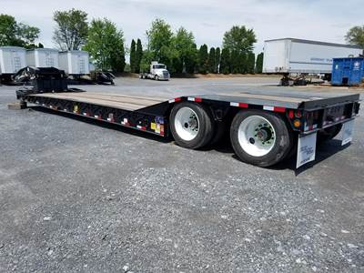 Eager Beaver 35GSL -PT Lowboy Trailer