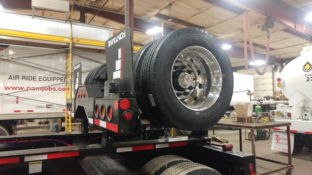 2021 Fontaine Single Axle Steel Lowboy Trailer Air Ride For Sale