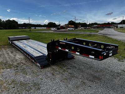 Fontaine RENEGADE N20 Lowboy Trailer