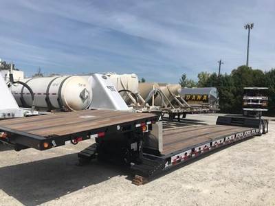 XL Specialized XL80MFGA W/ ALUMINUM AG PULLOUTS Lowboy Trailer