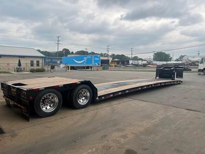 XL Specialized 30 TON MINI DECK WITH PONY MOTOR Lowboy Trailer