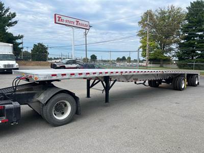 Reitnouer MaxMiser 48x102 Tandem Axle Aluminum Tag Trailer - Air Ride, Fixed Axle