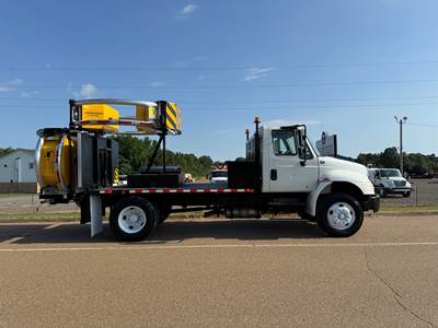 2018 International 4300 Scorpion II TMA Truck - Cummins - Auto - Low Miles - Small Footprint