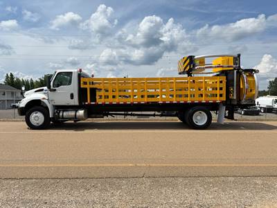 2019 International MV Scorpion II TMA Truck - Cummins - Automatic - Under Cdl - New Scorpion II - New Arrow Board - New Flatbed
