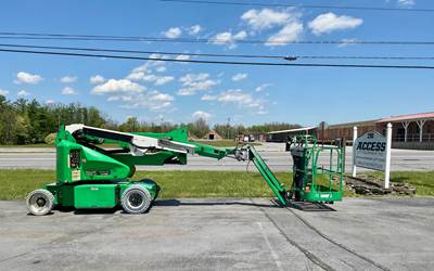 2017 JLG E400AJPN Articulating Boom Lift
