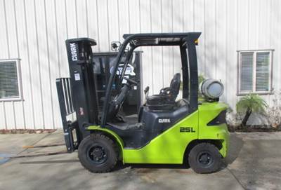 2021 Clark S25L LPG FORKLIFT